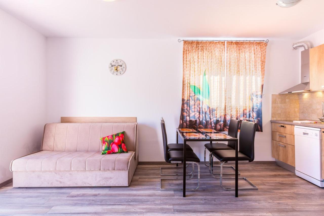 Irina Apartment Медулин Екстериор снимка
