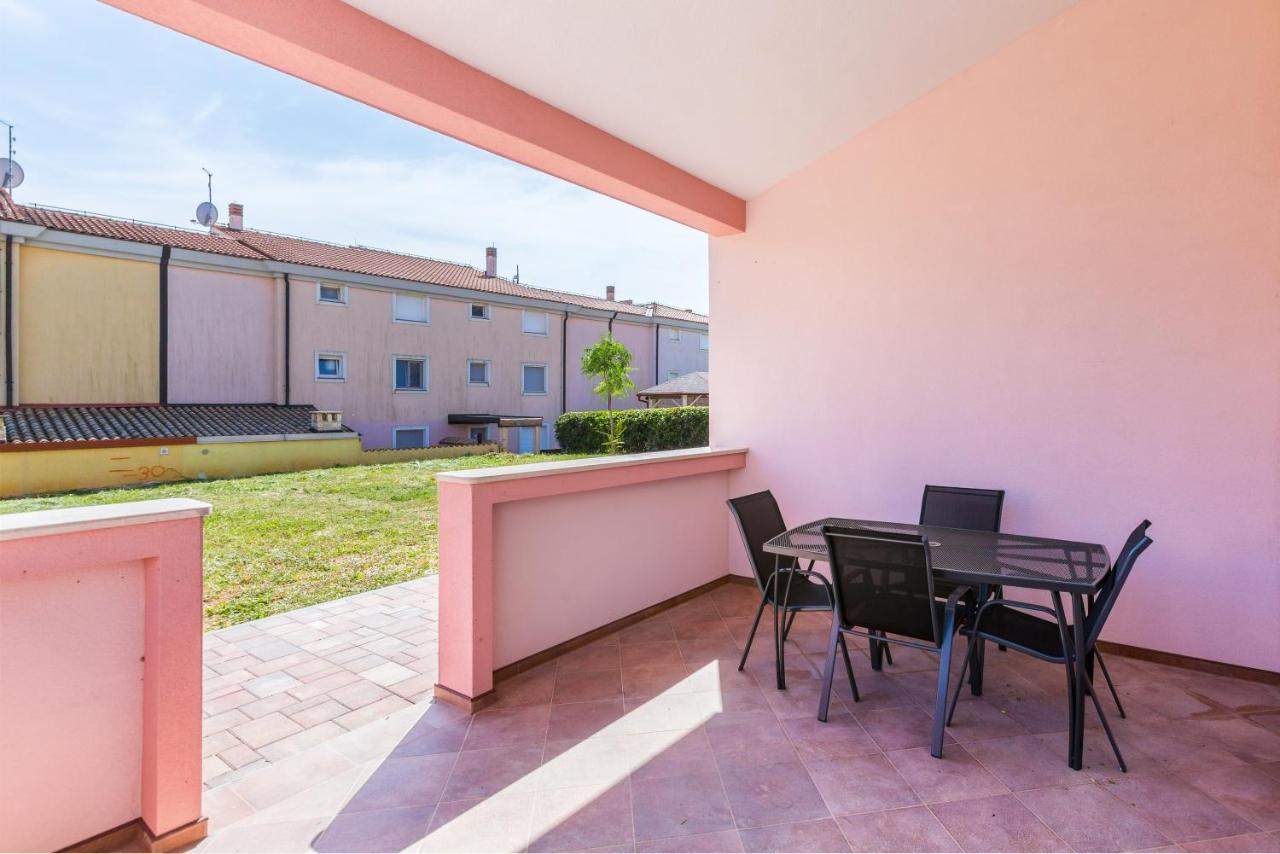 Irina Apartment Медулин Екстериор снимка
