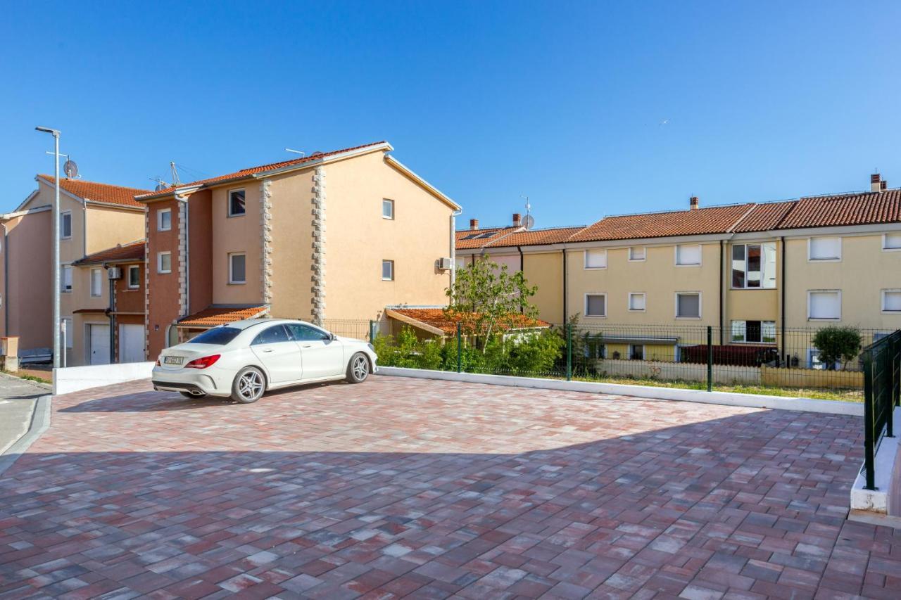 Irina Apartment Медулин Екстериор снимка