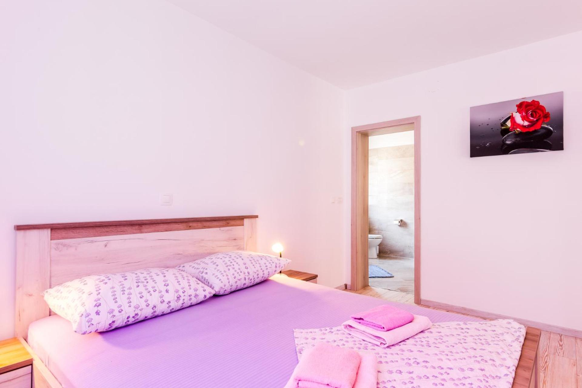 Irina Apartment Медулин Стая снимка