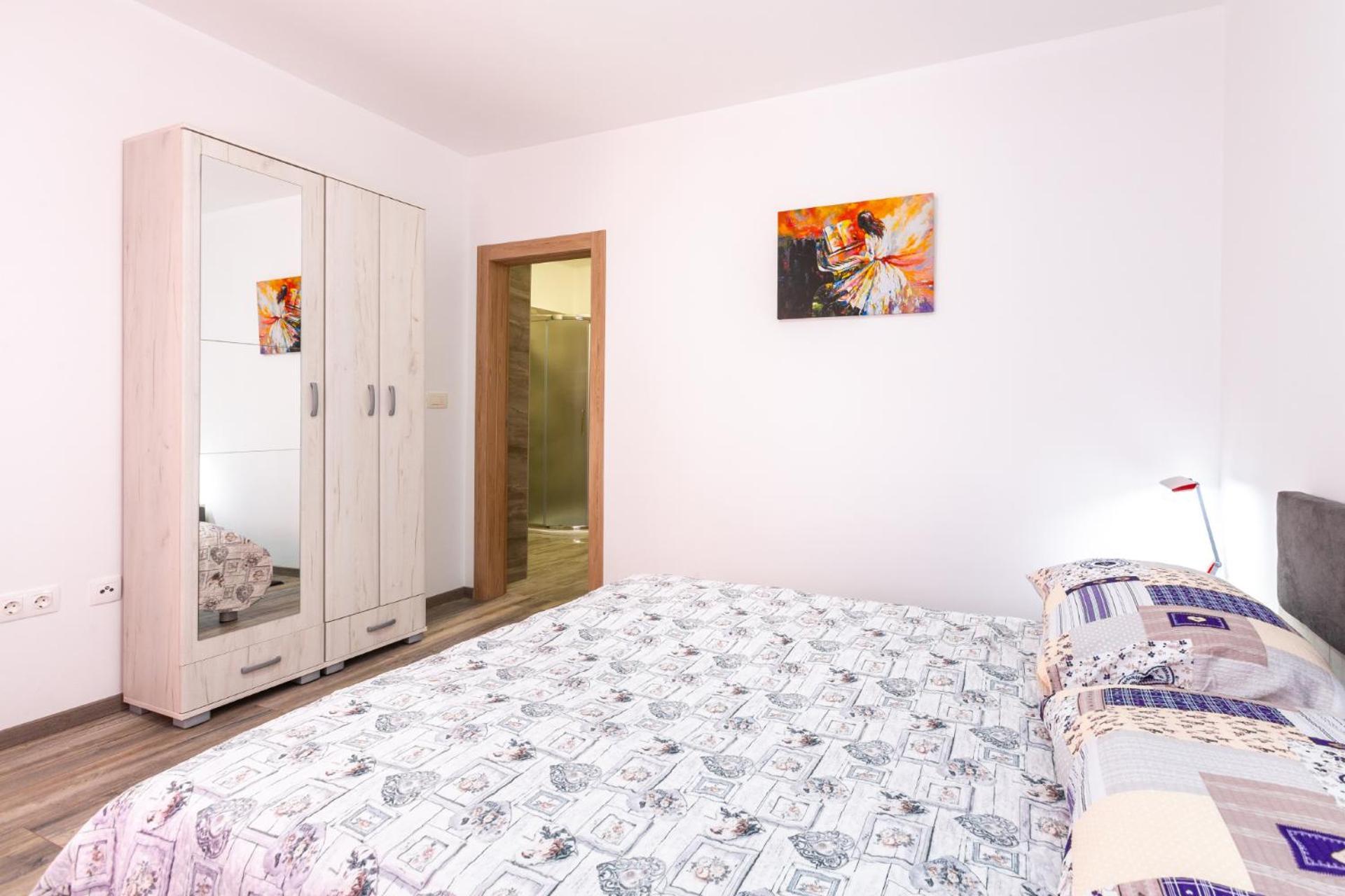 Irina Apartment Медулин Стая снимка