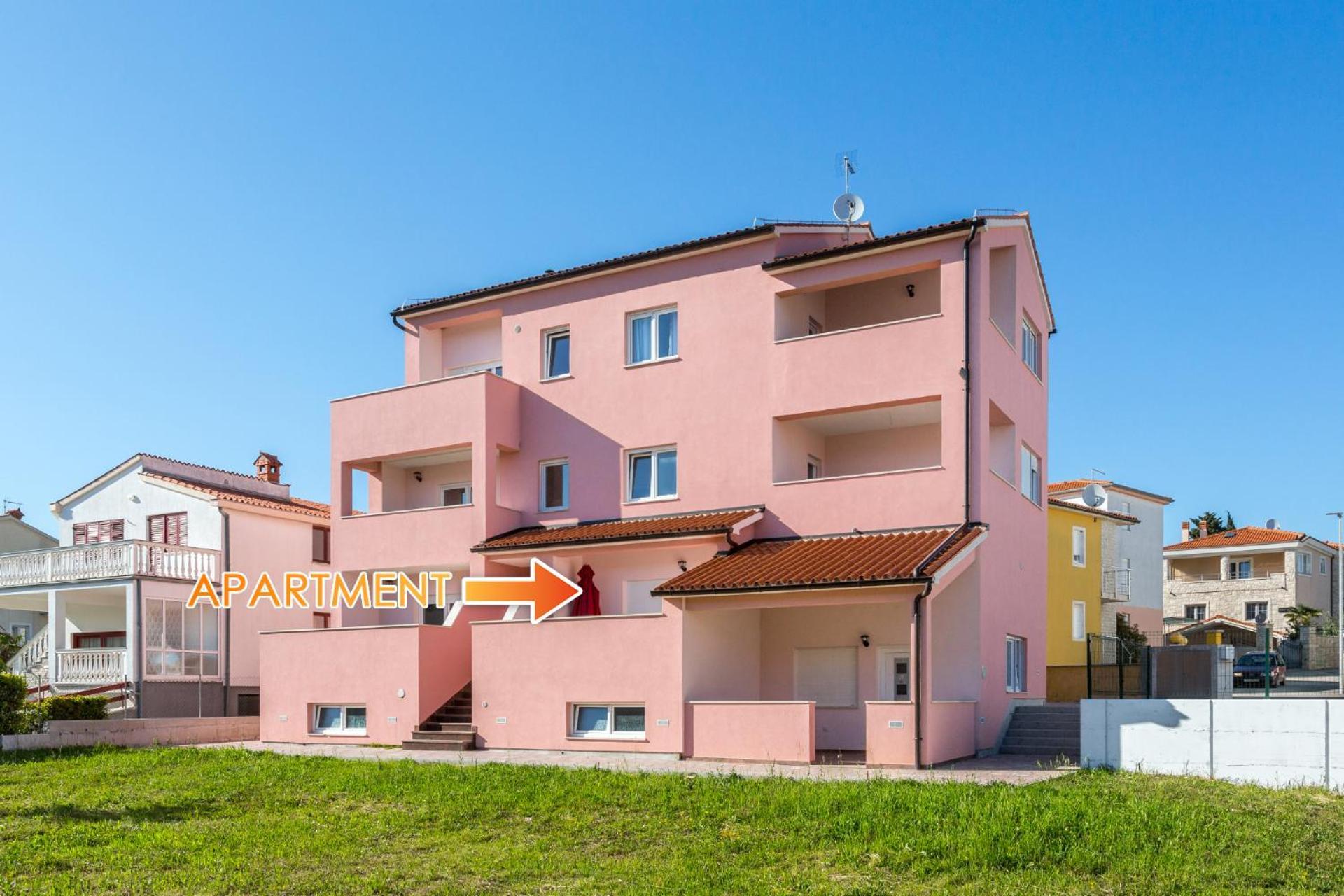 Irina Apartment Медулин Стая снимка