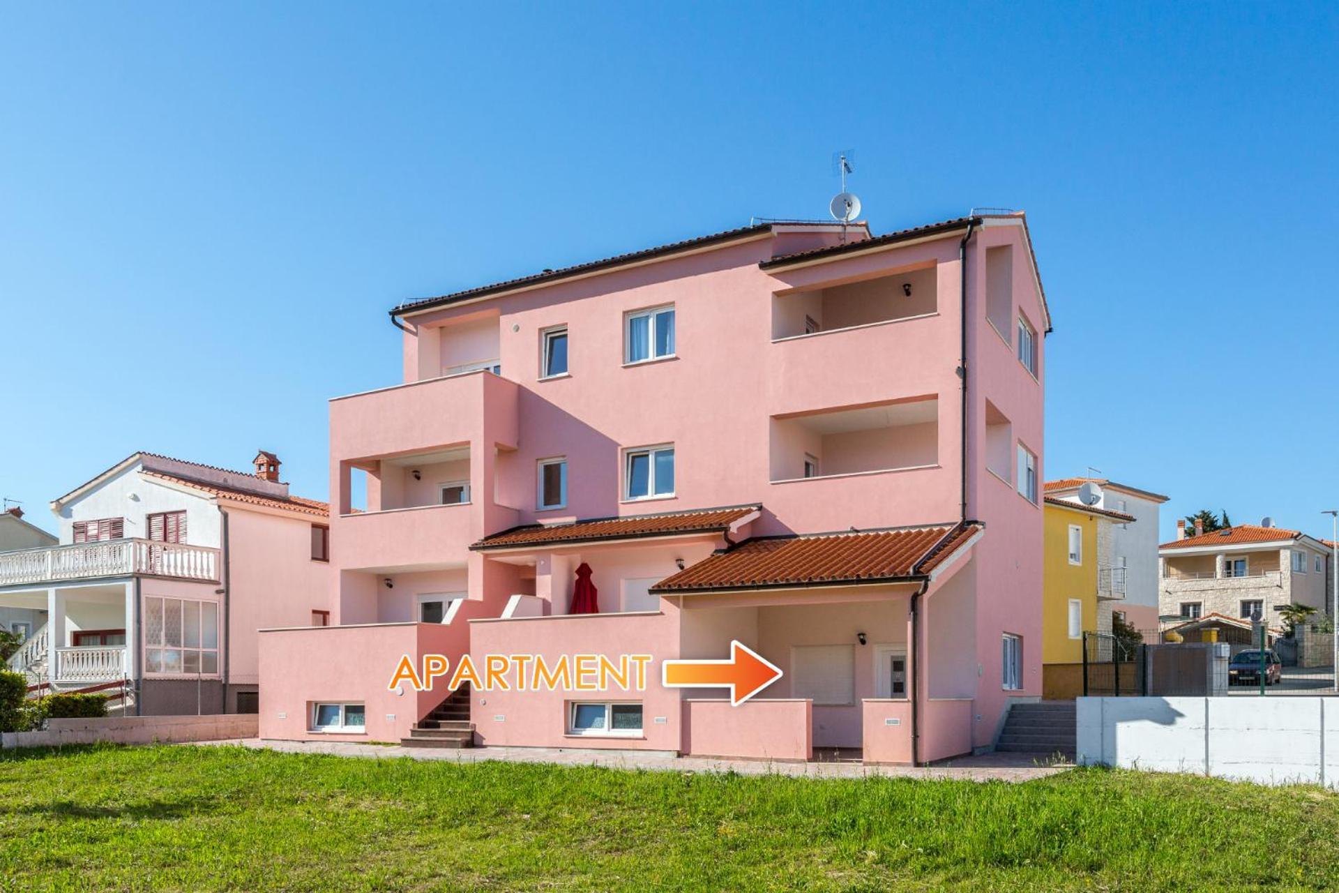 Irina Apartment Медулин Стая снимка